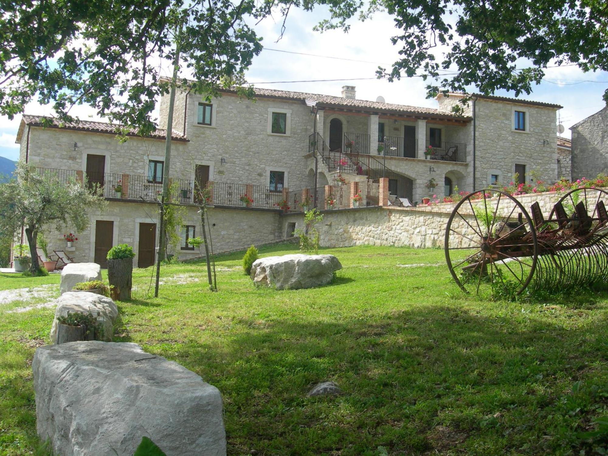 Agriturismo Borgo San Martino Villa Abbateggio Exterior foto